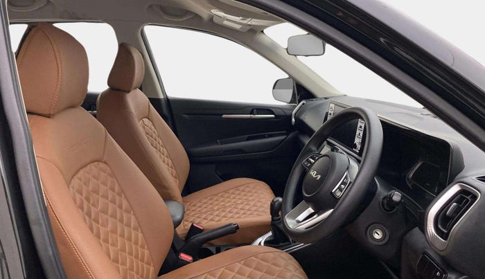 2022 KIA SONET HTK PLUS 1.2, Petrol, Manual, 18,077 km, Right Side Front Door Cabin