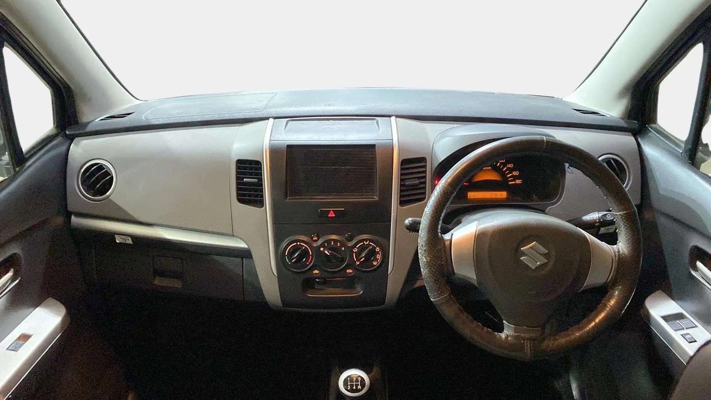 2012 Maruti Wagon R 1.0 LXI, Petrol, Manual, 37,980 km, Dashboard