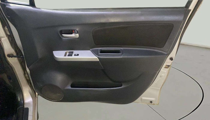 2012 Maruti Wagon R 1.0 LXI, Petrol, Manual, 37,578 km, Driver Side Door Panels Control