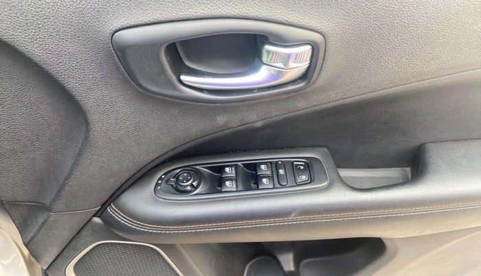 2019 Jeep Compass SPORT PLUS 2.0 DIESEL, Diesel, Manual, 53,146 km, Driver Side Door Panels Control