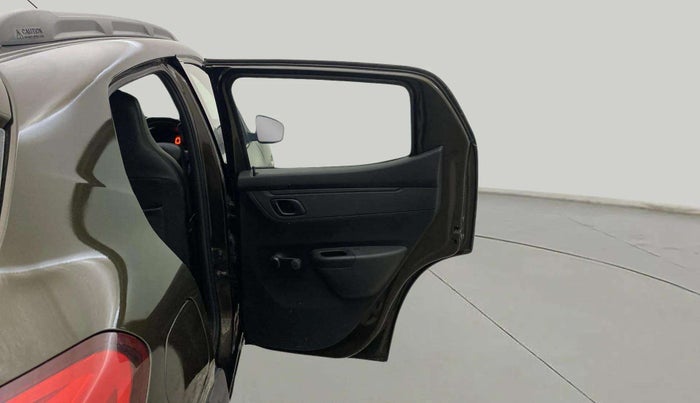 2017 Renault Kwid RXT 1.0 AMT (O), Petrol, Automatic, 33,941 km, RHS Rear Door