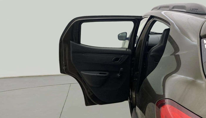 2017 Renault Kwid RXT 1.0 AMT (O), Petrol, Automatic, 33,941 km, LHS Rear Door
