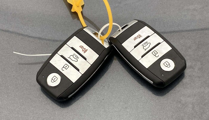 2019 KIA SELTOS GTX PLUS 1.4 PETROL, Petrol, Manual, 32,783 km, Key Close Up