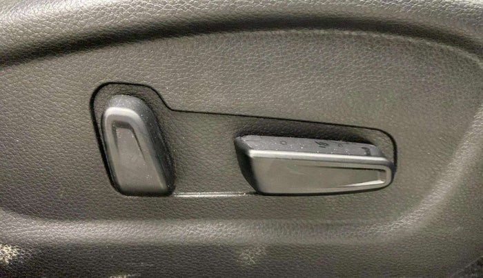 2019 KIA SELTOS GTX PLUS 1.4 PETROL, Petrol, Manual, 32,783 km, Driver Side Adjustment Panel