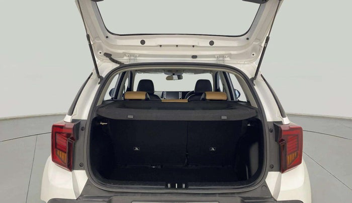 2024 KIA SONET HTX 1.5 AT, Diesel, Automatic, 37,702 km, Boot Open Zoomed View