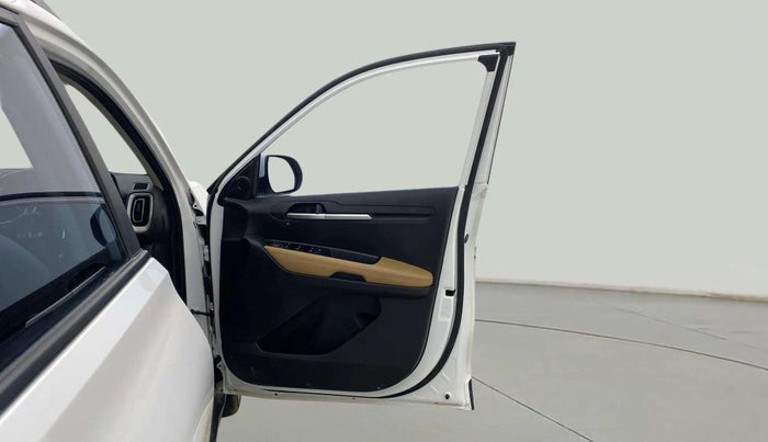 2024 KIA SONET HTX 1.5 AT, Diesel, Automatic, 37,702 km, RHS Front Door