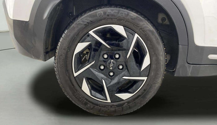 2024 KIA SONET HTX 1.5 AT, Diesel, Automatic, 37,702 km, Right Rear Wheel