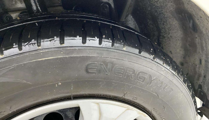 2017 Ford Ecosport AMBIENTE 1.5L DIESEL, Diesel, Manual, 90,208 km, Right Front Tyre Tread