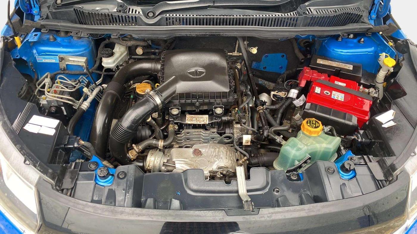 2020 Tata NEXON XZ PLUS PETROL, Petrol, Manual, 43,543 km, Engine View
