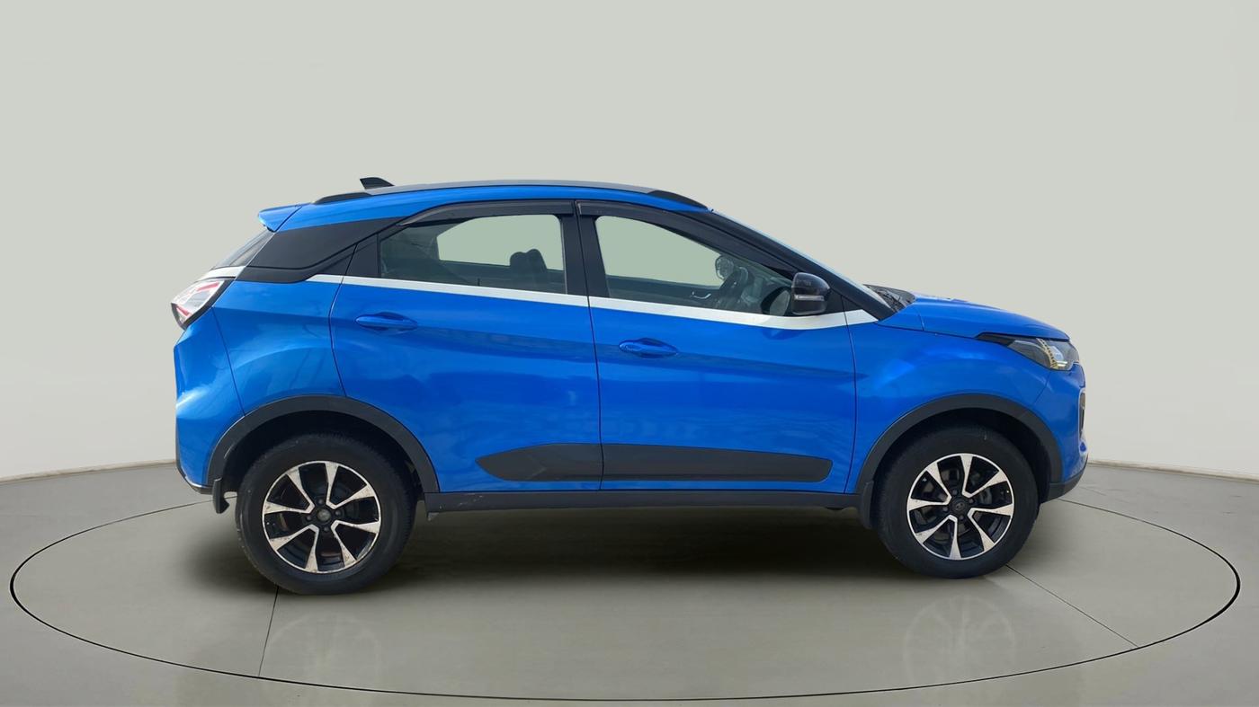 2020 Tata NEXON XZ PLUS PETROL, Petrol, Manual, 43,543 km, Right Side View