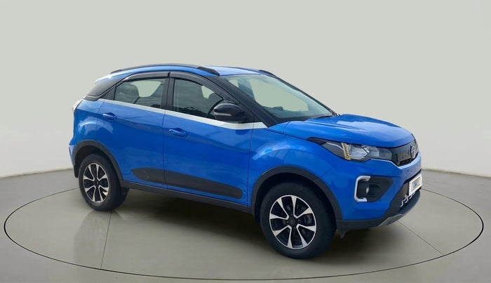 2021 Tata NEXON XM PETROL, Petrol, Manual, 43,543 km, Right Front Diagonal