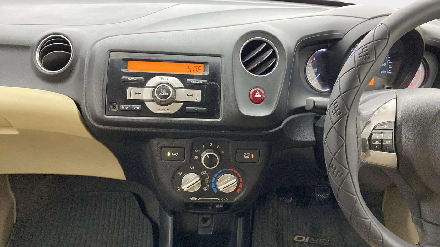 2015 Honda Brio S MT, Petrol, Manual, 54,489 km, Air Conditioner