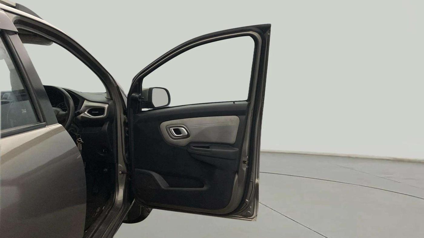 2020 Datsun Redi Go T(O) 1.0, Petrol, Manual, 48,796 km, RHS Front Door