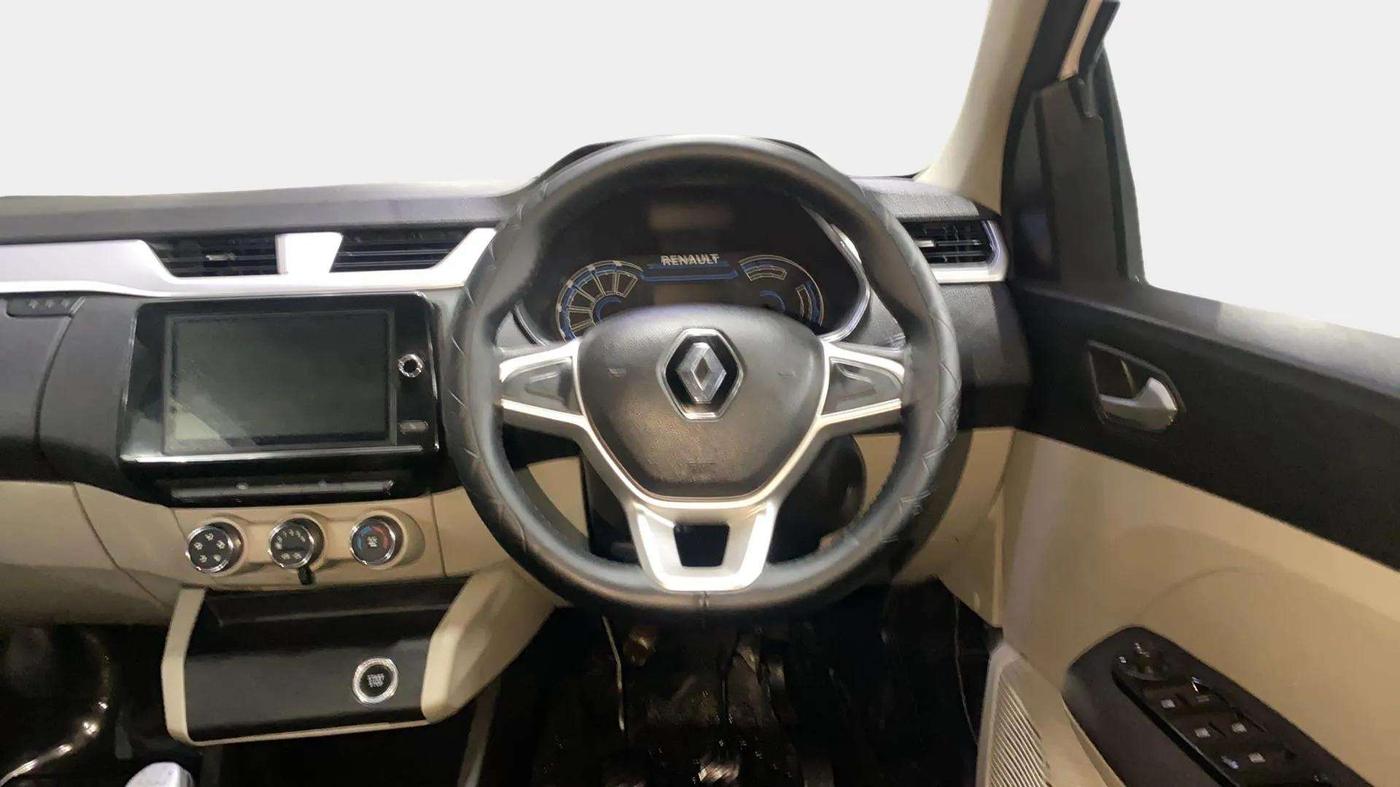 2019 Renault TRIBER RXZ, Petrol, Manual, 78,921 km, Steering Wheel Close Up