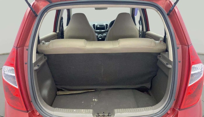 2012 Hyundai i10 MAGNA 1.2, Petrol, Manual, 68,248 km, Boot Inside