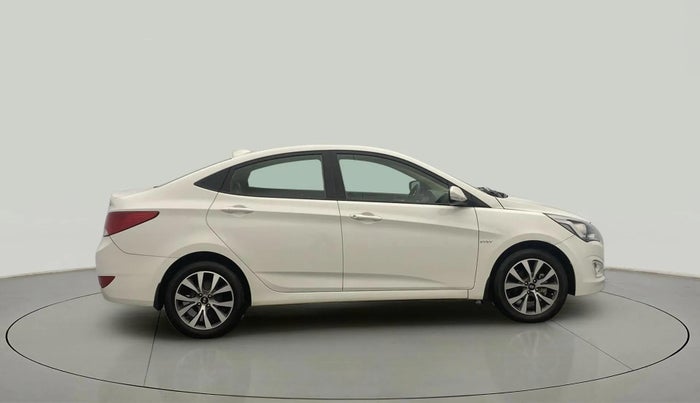 2016 Hyundai Verna FLUIDIC 4S 1.6 VTVT SX, Petrol, Manual, 35,707 km, Right Side View