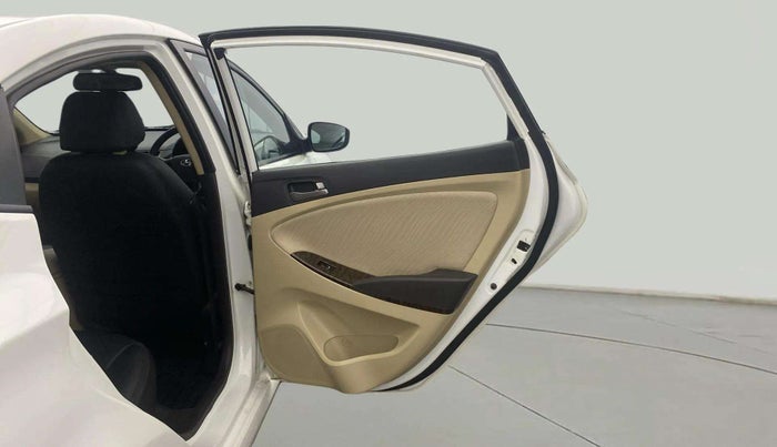 2016 Hyundai Verna FLUIDIC 4S 1.6 VTVT SX, Petrol, Manual, 35,707 km, RHS Rear Door