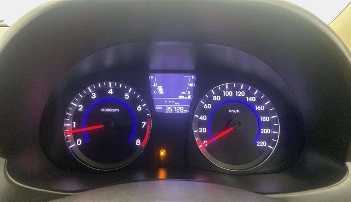 2016 Hyundai Verna FLUIDIC 4S 1.6 VTVT SX, Petrol, Manual, 35,707 km, Odometer Image