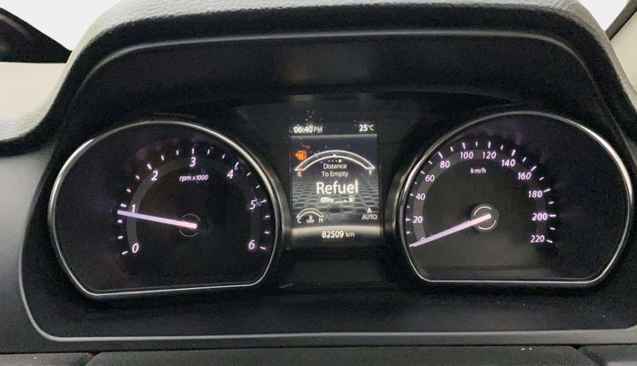 2017 Tata Hexa XT 4X2 7 STR, Diesel, Manual, 82,485 km, Odometer Image