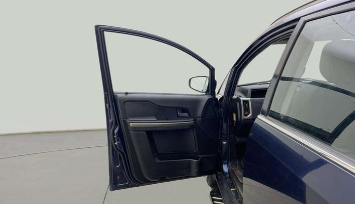2017 Tata Hexa XT 4X2 7 STR, Diesel, Manual, 82,485 km, LHS Front Door