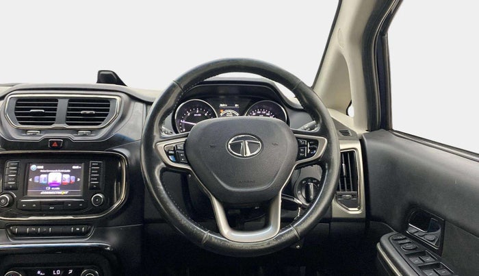 2017 Tata Hexa XT 4X2 7 STR, Diesel, Manual, 82,485 km, Steering Wheel Close Up