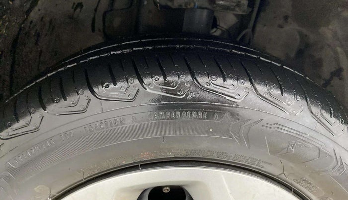 2021 Tata Tiago XT PETROL, Petrol, Manual, 29,906 km, Right Front Tyre Tread