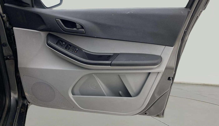 2021 Tata Tiago XT PETROL, Petrol, Manual, 29,906 km, Driver Side Door Panels Control