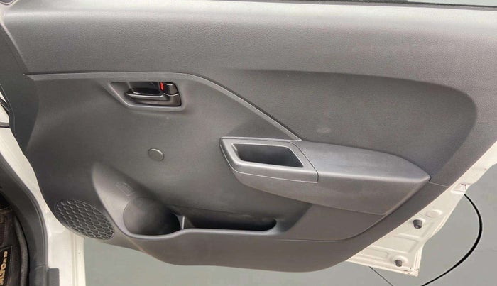 2024 Maruti Alto K10 LXi(O), Petrol, Manual, 1,977 km, Driver Side Door Panels Control