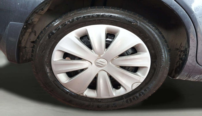 2016 Maruti Ertiga VDI SHVS, Diesel, Manual, 1,19,414 km, Right Rear Wheel