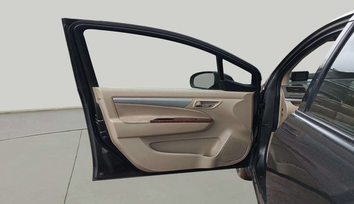 2016 Maruti Ertiga VDI SHVS, Diesel, Manual, 1,19,414 km, LHS Front Door