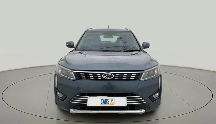 2020 Mahindra XUV300 W8 1.5 DIESEL, Diesel, Manual, 1,04,414 km, Front