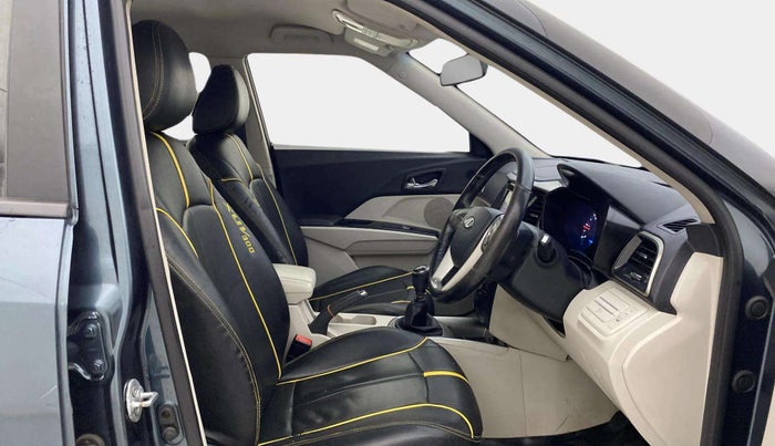 2020 Mahindra XUV300 W8 1.5 DIESEL, Diesel, Manual, 1,04,414 km, Right Side Front Door Cabin