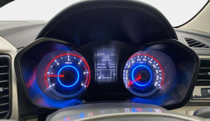 2020 Mahindra XUV300 W8 1.5 DIESEL, Diesel, Manual, 1,04,414 km, Odometer Image