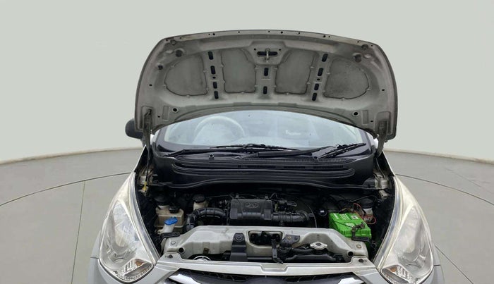 2018 Hyundai Eon ERA +, Petrol, Manual, 1,00,253 km, Open Bonet