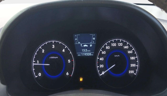 2016 Hyundai Verna 1.6 CRDI SX, Diesel, Manual, 1,19,328 km, Odometer Image