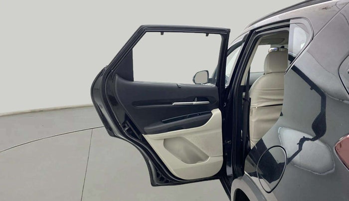 2022 KIA SONET HTX 1.5 AT, Diesel, Automatic, 50,616 km, LHS Rear Door