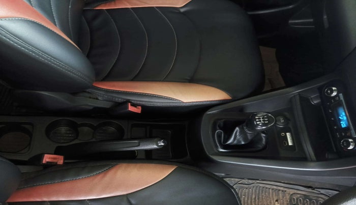 2015 Ford New Figo TITANIUM PLUS 1.2 PETROL, Petrol, Manual, 69,806 km, Gear Lever