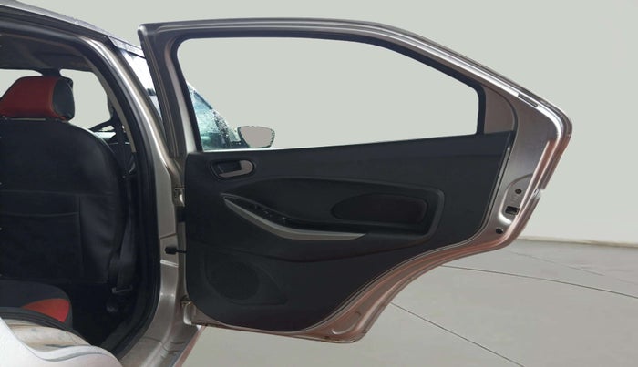 2015 Ford New Figo TITANIUM PLUS 1.2 PETROL, Petrol, Manual, 69,806 km, RHS Rear Door