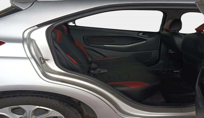 2015 Ford New Figo TITANIUM PLUS 1.2 PETROL, Petrol, Manual, 69,806 km, Right Side Rear Door Cabin