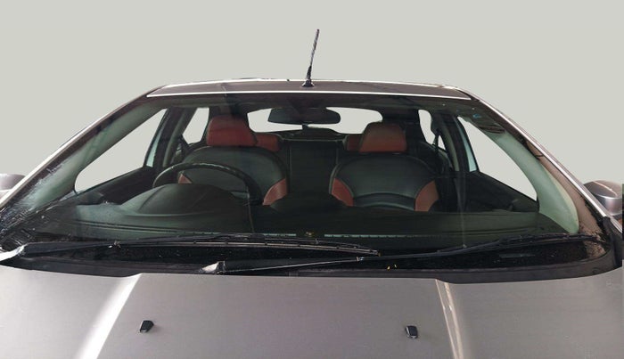 2015 Ford New Figo TITANIUM PLUS 1.2 PETROL, Petrol, Manual, 69,806 km, Front Windshield