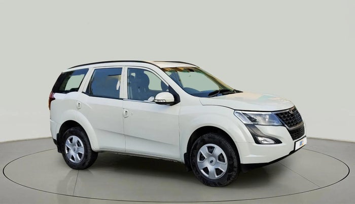 2018 Mahindra XUV500 W3, Diesel, Manual, 1,01,733 km, SRP