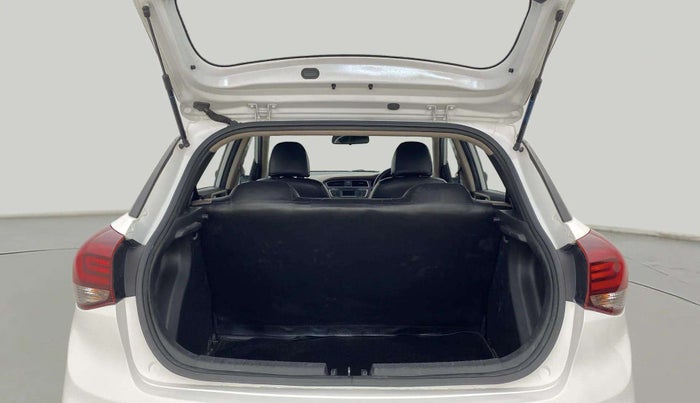 2019 Hyundai Elite i20 MAGNA PLUS 1.2, Petrol, Manual, 38,153 km, Boot Open Zoomed View