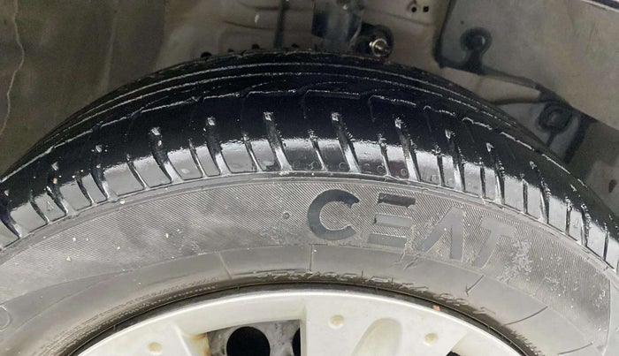 2014 Honda Amaze 1.2L I-VTEC S, Petrol, Manual, 60,052 km, Right Front Tyre Tread