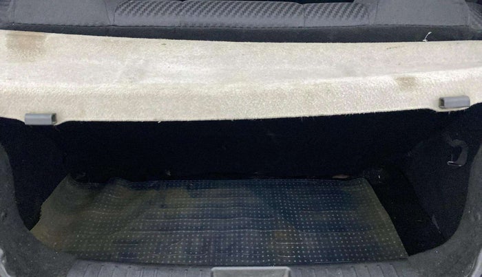2018 Mahindra KUV 100 NXT K6+ D 6 STR, Diesel, Manual, 1,10,998 km, Boot Inside