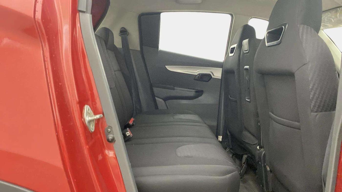 2018 Mahindra KUV 100 NXT K6+ D 6 STR, Diesel, Manual, 1,11,002 km, Right Side Rear Door Cabin