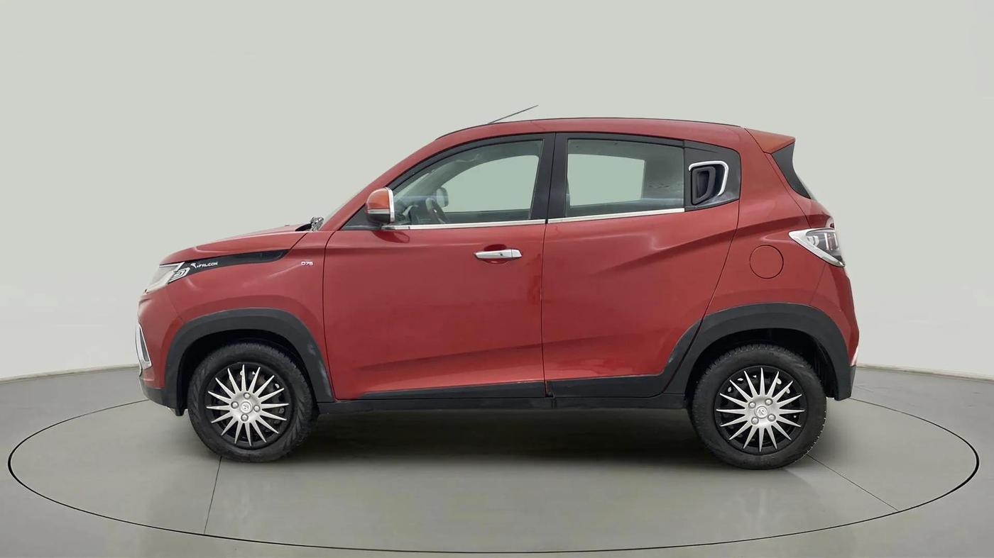 2018 Mahindra KUV 100 NXT K6+ D 6 STR, Diesel, Manual, 1,11,002 km, Left Side