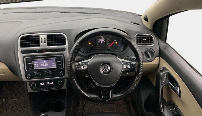 2015 Volkswagen Polo HIGHLINE1.2L, Petrol, Manual, 1,23,231 km, Steering Wheel Close Up