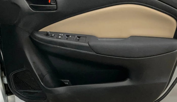 2022 Toyota Glanza E, Petrol, Manual, 51,447 km, Driver Side Door Panels Control