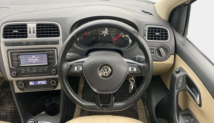 2016 Volkswagen Polo HIGHLINE1.2L, Petrol, Manual, 24,666 km, Steering Wheel Close Up