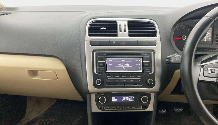 2016 Volkswagen Polo HIGHLINE1.2L, Petrol, Manual, 24,666 km, Air Conditioner